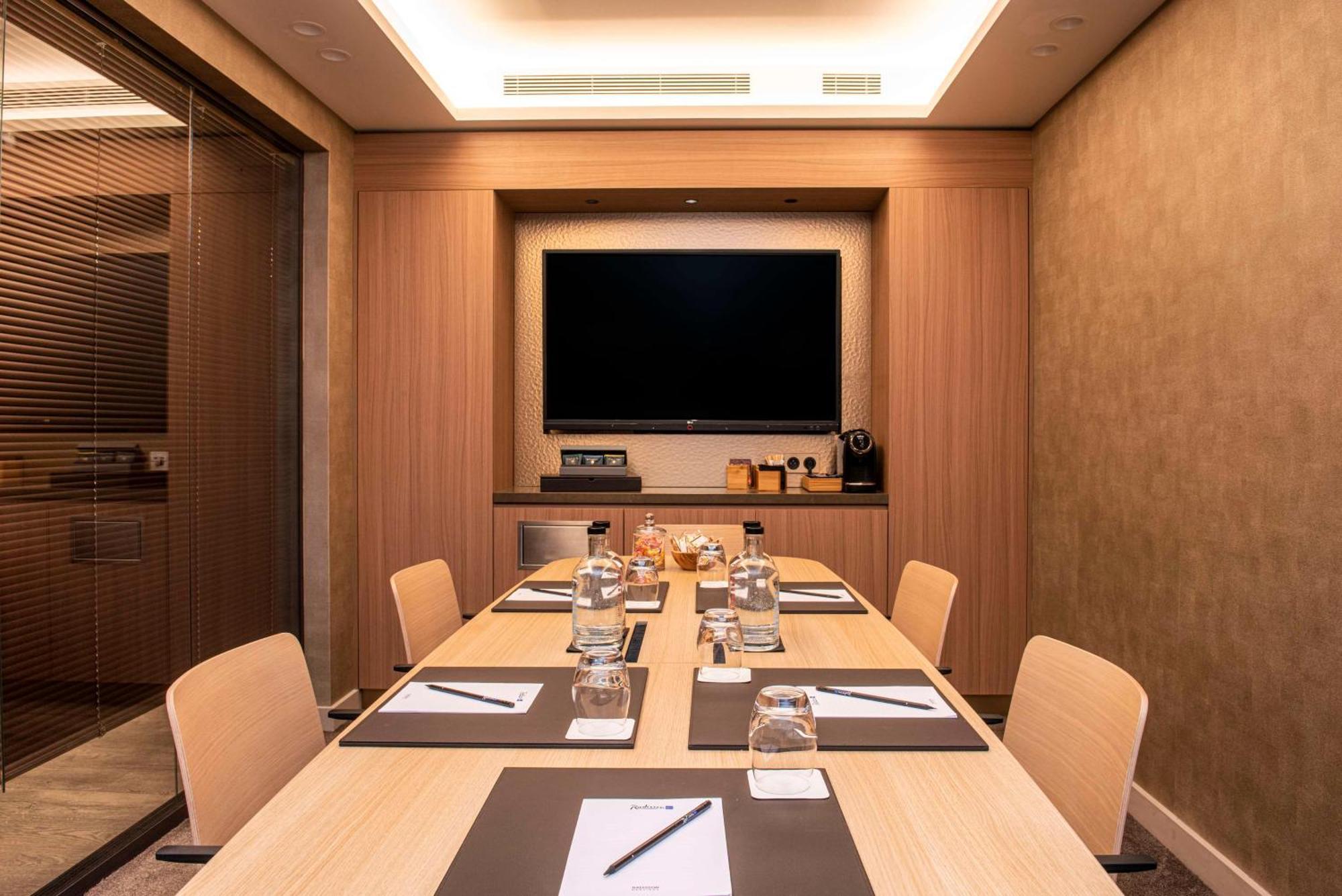 Radisson Blu Hotel, Rouen Centre Εξωτερικό φωτογραφία