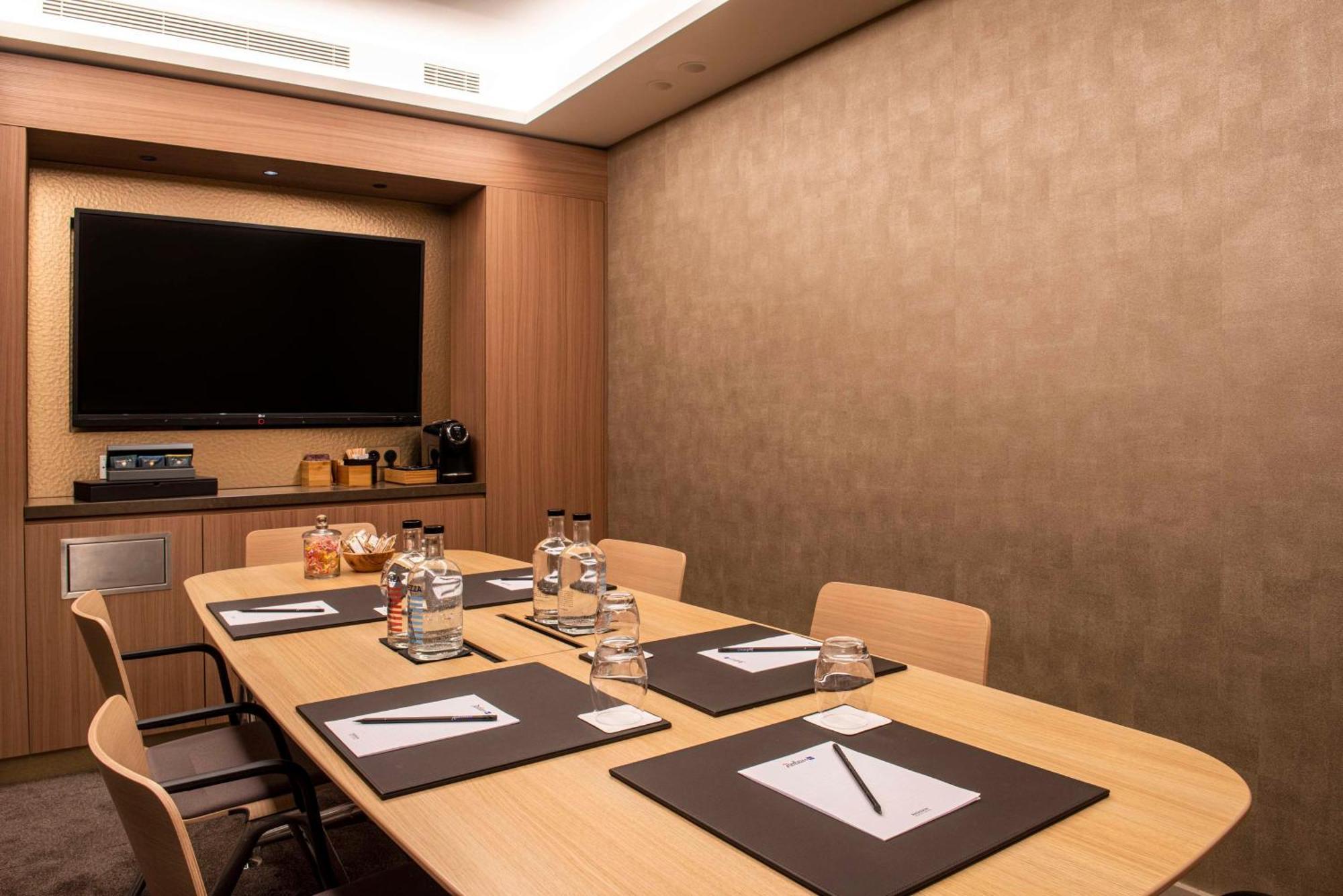 Radisson Blu Hotel, Rouen Centre Εξωτερικό φωτογραφία